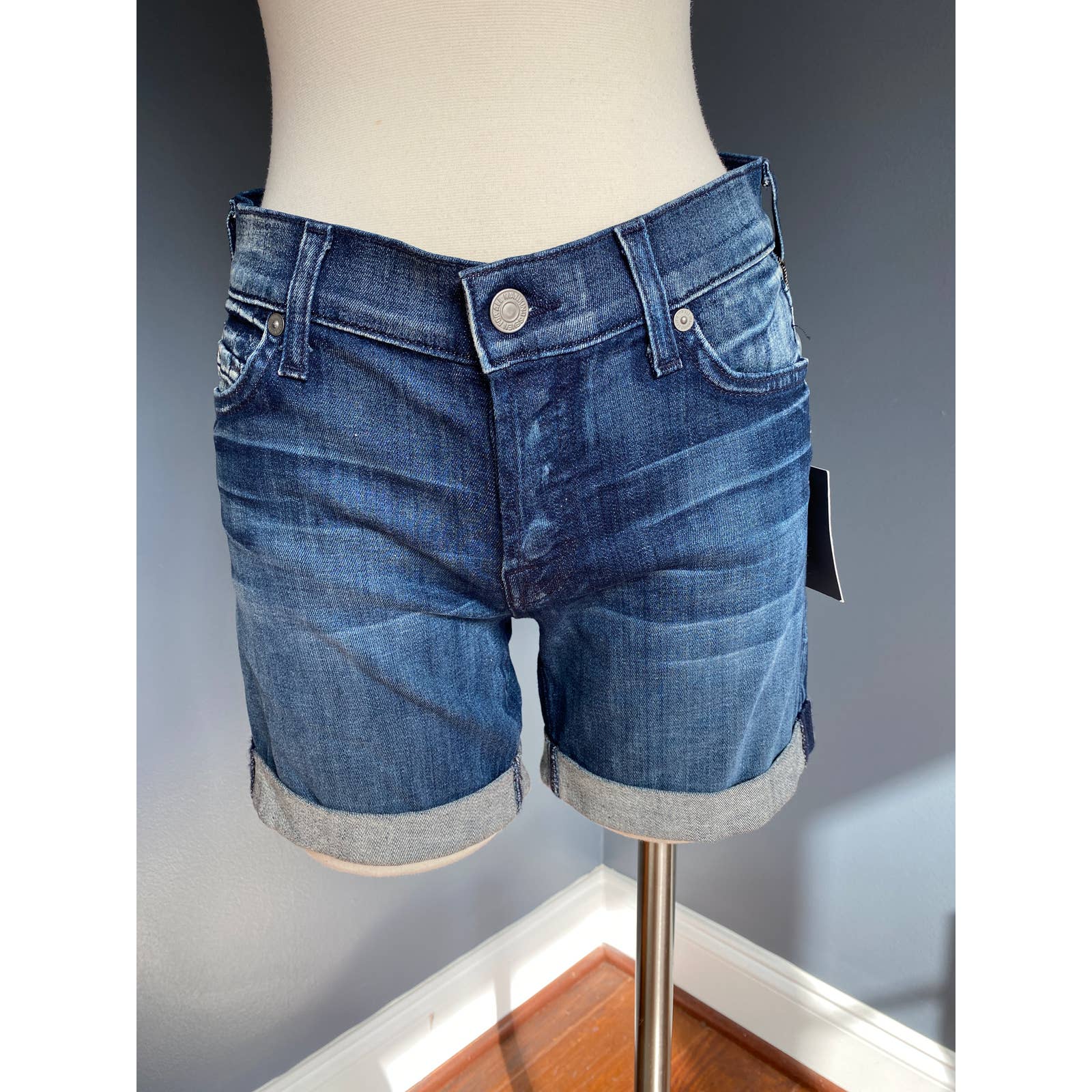 7 For All Mankind Low Rise Roll Shorts, Size 24--Nwt